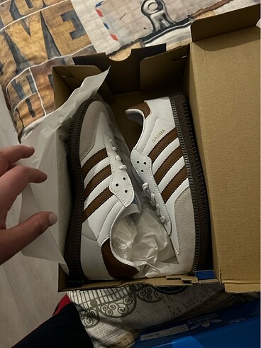 Adidas Yeni model sıfır yunus Ex hem bayan hem kadın giyilir