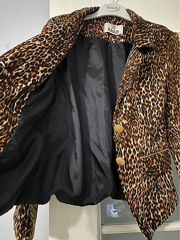 s Beden Vatkalı Vintage Leopar Ceket