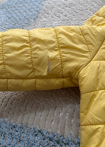 Kapüşonlu Sarı Erkek Çocuk Mont - Görsel 7