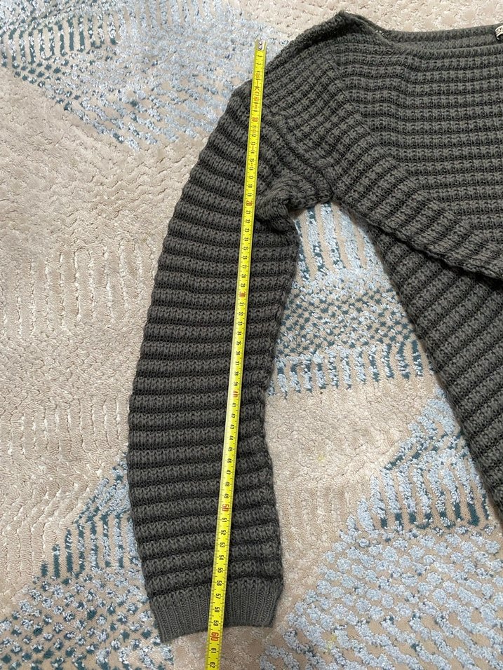 Stradivarius Kayık Yaka Kazak - Görsel 5