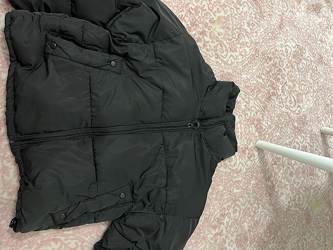 m Beden siyah pullandbear şişme mont