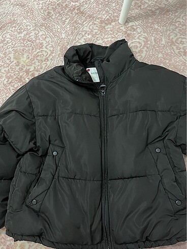 siyah pullandbear şişme mont
