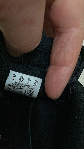 37 Beden siyah Renk Puma bayan spor ayakkabı