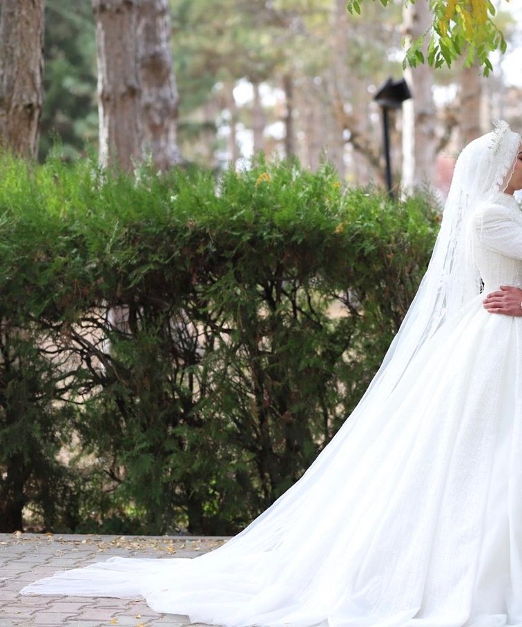 Uzun Kollu Modern Klasik Beyaz Prenses Gelinlik - Görsel 3