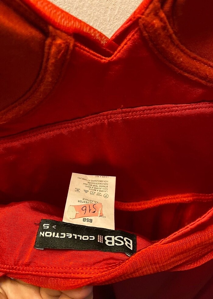 Kırmızı Kısa Elbise - Görsel 3