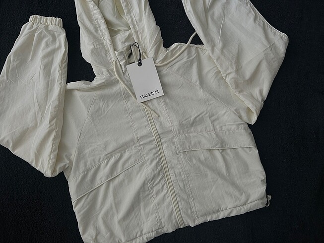 PULL AND BEAR hafif crop ceket