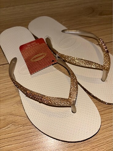 38 Beden altın Renk Havaianas terlik