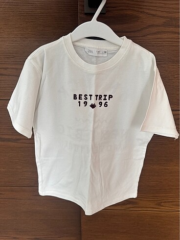 Zara t-shirt
