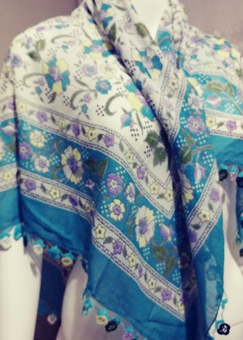 Çiçek İşlemeli Renkli yazma - Görsel 4