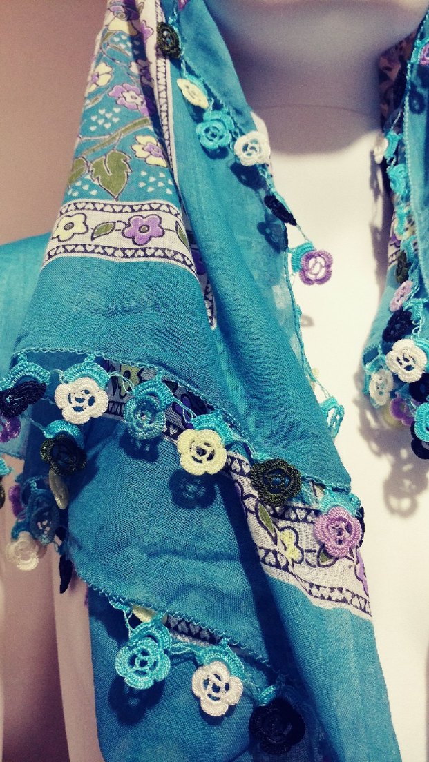 Çiçek İşlemeli Renkli yazma - Görsel 2