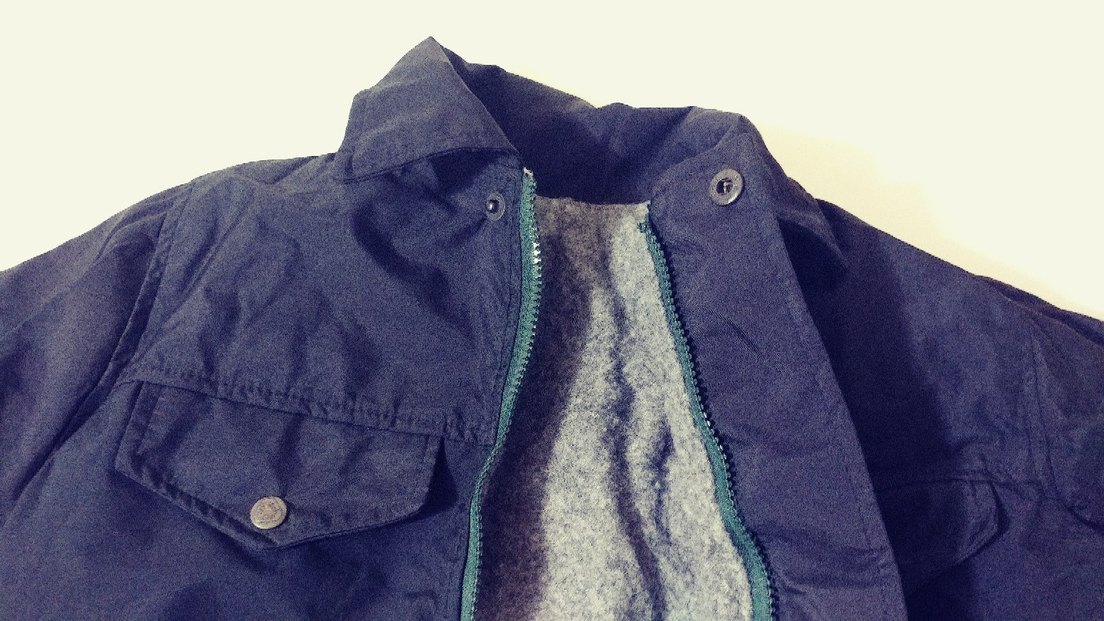 Erkek Çocuk siyah mont - Görsel 4