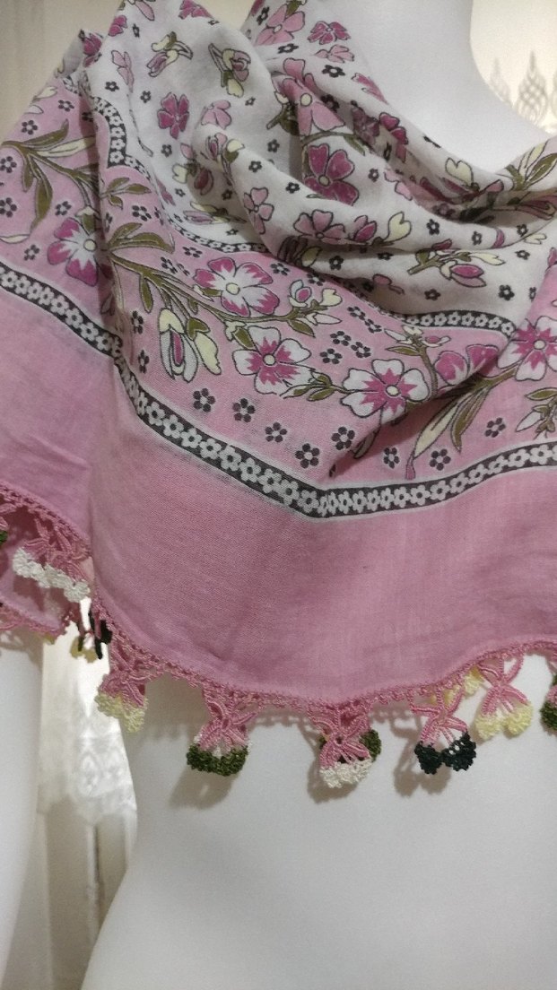 Pembe oyalı yazma - Görsel 3