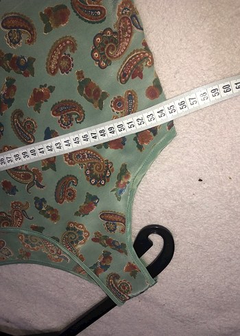 Turkuaz Bohem Desenli Kolsuz Bluz - Görsel 2