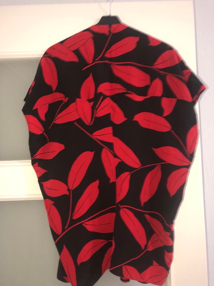 Marni Yaprak Desenli V Yakalı Kadın Bluz - Görsel 5