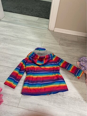 LC Waikiki Kız çocuk yağmurluk 4 5 yaş