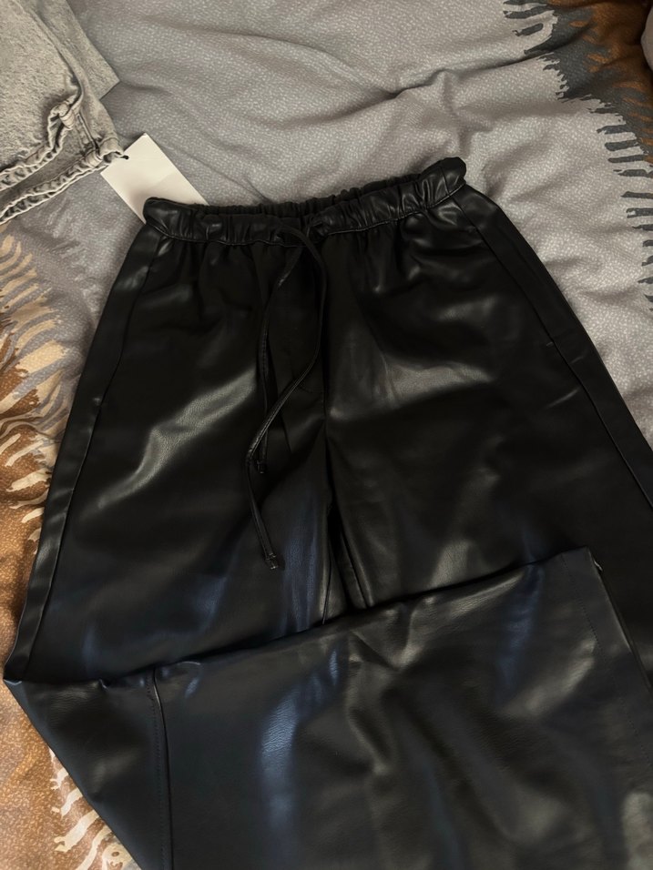 Bershka deri pantolon - Görsel 3