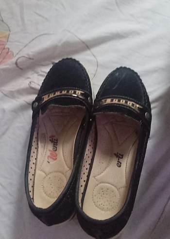 Siyah Tokalı Dolgu Topuk ortapedi - Görsel 3