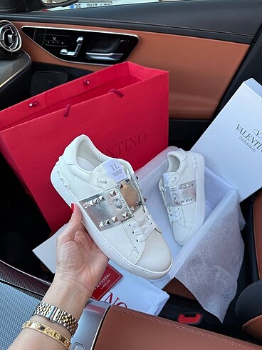 38 Beden Valentino