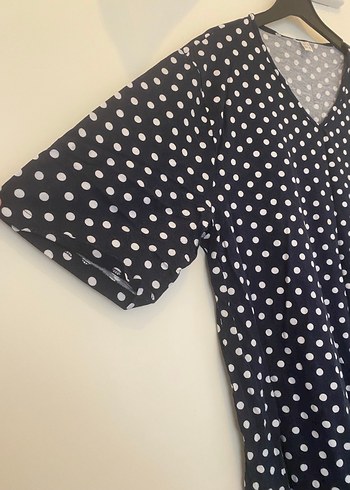 Düğmeli Siyah Puantiyeli Uzun Elbise - Görsel 2