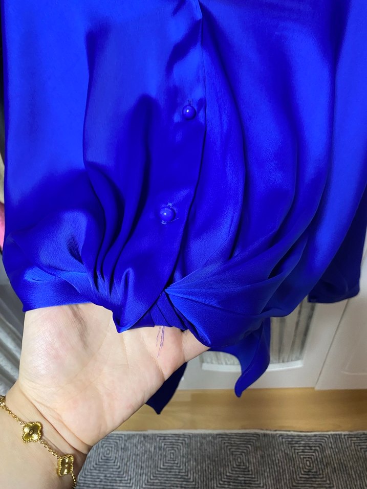 Parlak Mavi Kadın Düğmeli Gömlek - Görsel 4