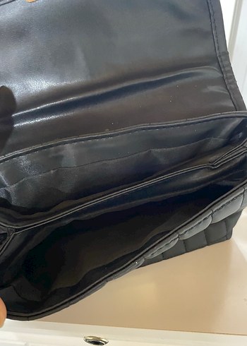 Siyah Deri Kareli Tokalı Kadın Çanta - Görsel 3