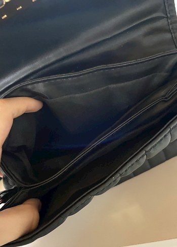 Siyah Deri Kareli Tokalı Kadın Çanta - Görsel 2