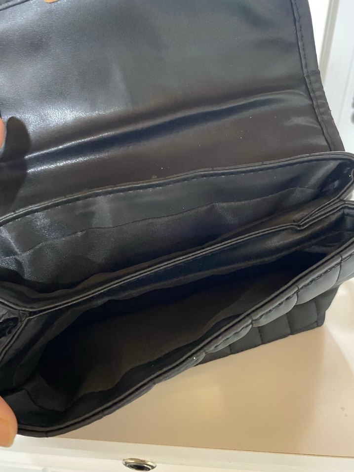 Siyah Deri Kareli Tokalı Kadın Çanta - Görsel 3