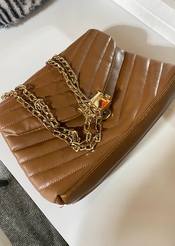 Zincir Detaylı Kahverengi Deri Kadın Çanta - Görsel 4