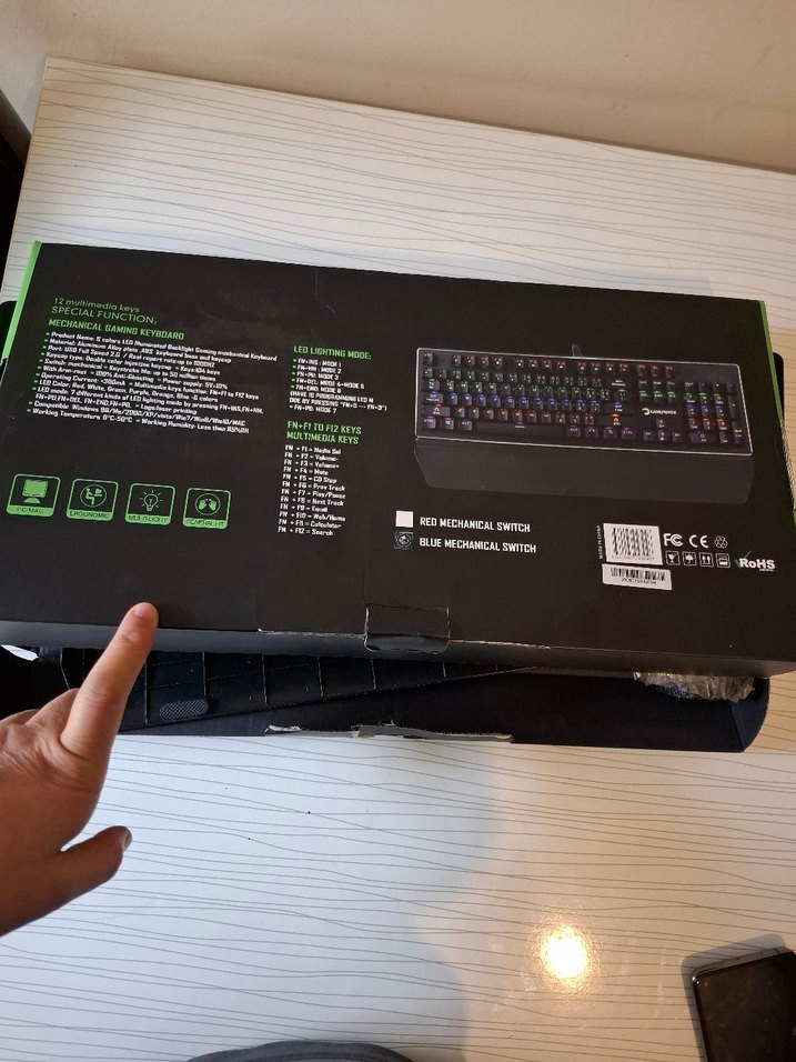 Çok Renkli Mekanik Klavye - Görsel 2