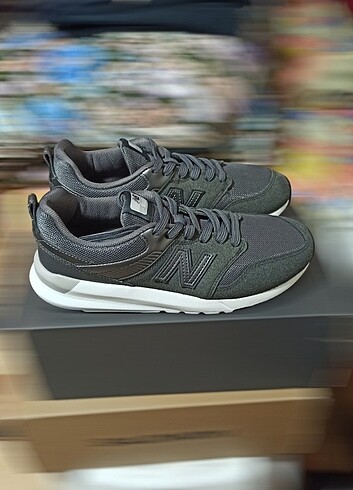 38 Beden New Balance 009 Kadın Spor Ayakkabı orj.