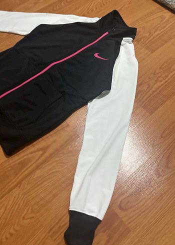 Nike Siyah Beyaz Fermuarlı Spor Ceket - Görsel 2