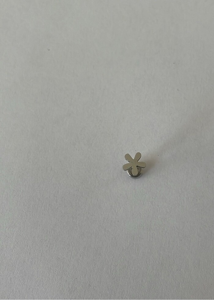 Çiçek Piercing - Görsel 2