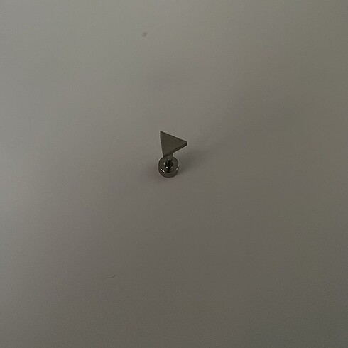 Üçgen Piercing - Görsel 2