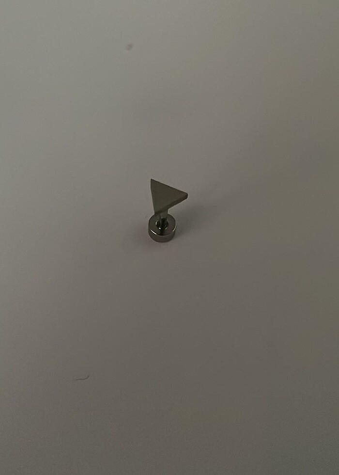 Üçgen Piercing - Görsel 2