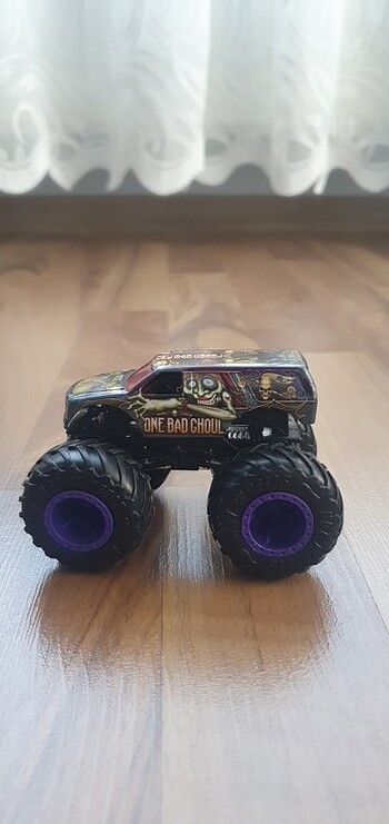 Beden Renk Hotwheels Monster Truck