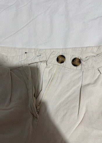 m Beden beyaz Renk Düğmeli Beyaz Keten Midi Kadın Pantolon