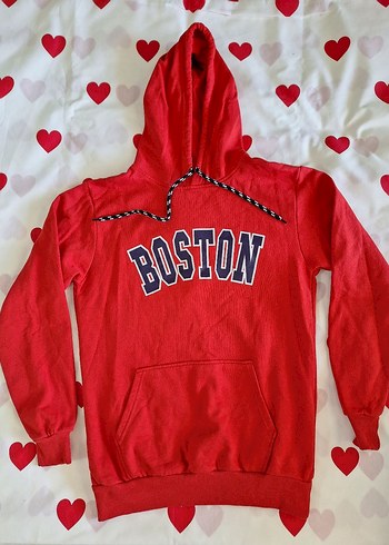 Kırmızı Kapüşonlu Nakışlı Kadın Sweatshirt