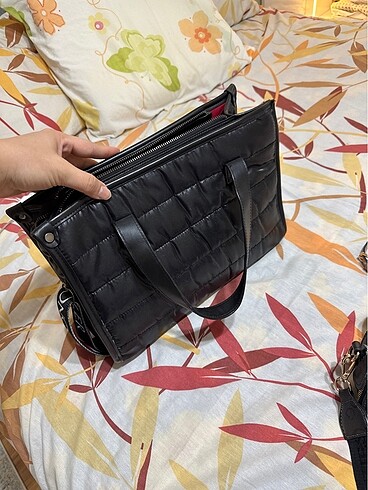 Moncler Büyük çanta