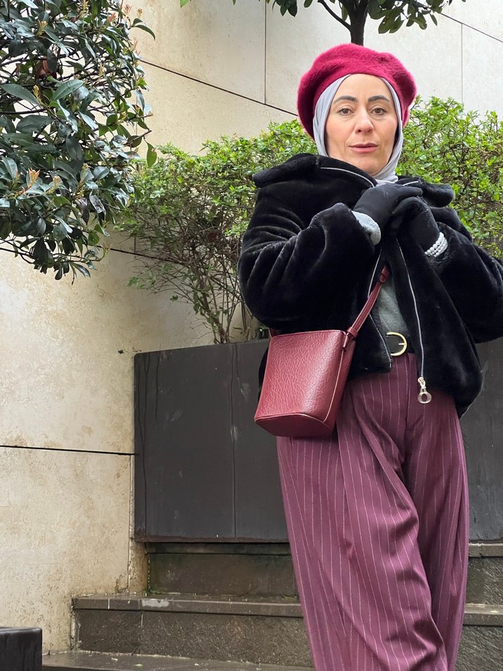 Siyah kadın kürk - Görsel 4