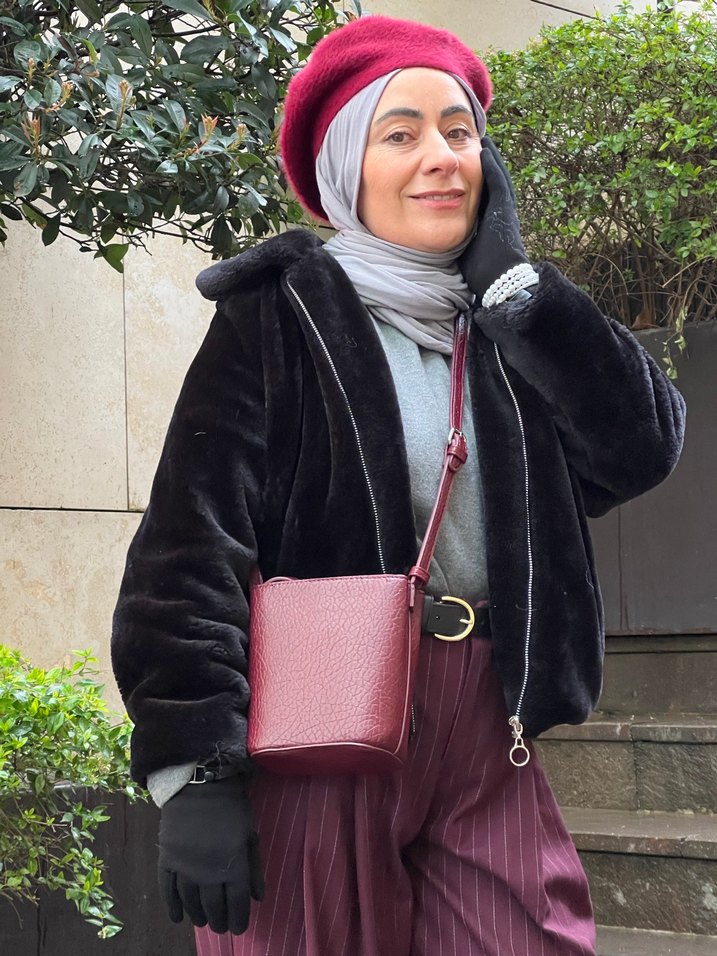 Siyah kadın kürk - Görsel 2