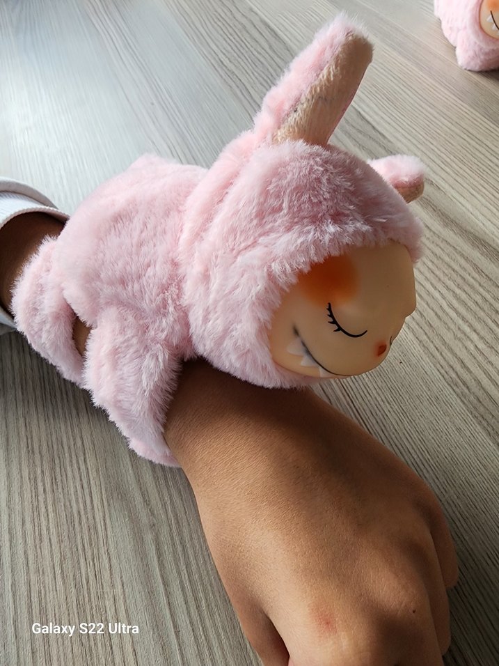 Labubu Figur kola takmali peluş oyuncak - Görsel 3