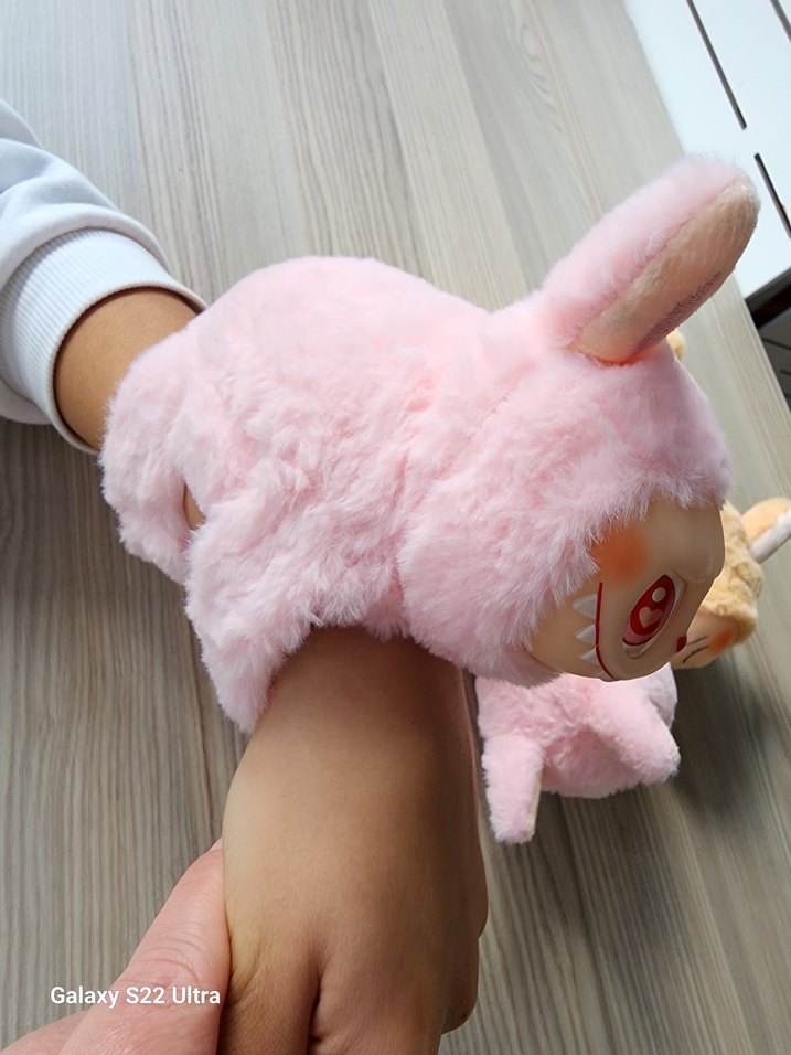 Labubu Figur kola takmali peluş oyuncak - Görsel 5