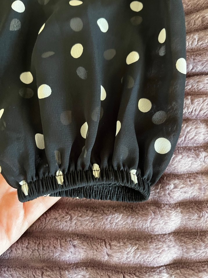 Uzun Kollu Puantiyeli Siyah Elbise - Görsel 5