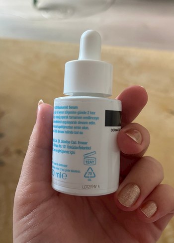 Neutrogena Hydro Boost %10 Niasinamid Serum 30ml - Görsel 5