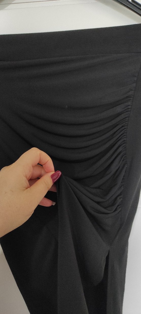 Siyah Drapeli Yırtmaçlı Mini Midi Etek - Görsel 5