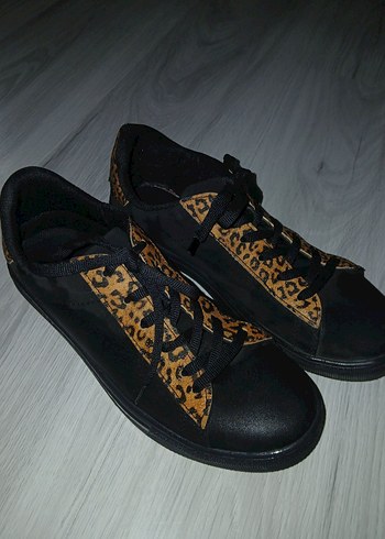 Kadın leopar desenli ayakkabı - Görsel 2