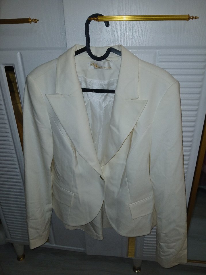 Beyaz Düğmeli Kadın Blazer Ceket - Görsel 2