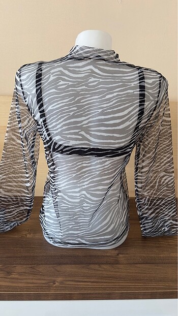 l Beden Zebra desen transparan bluz