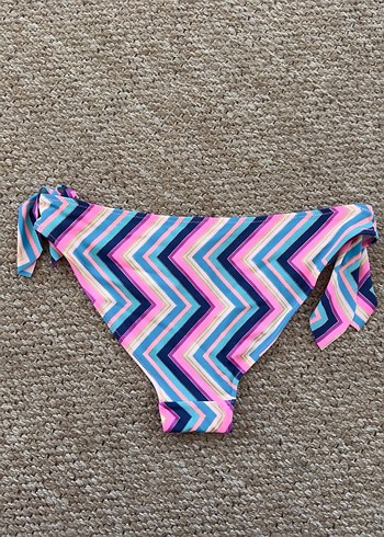 Renkli Bağlamalı Bohem Bikini Altı - Görsel 2