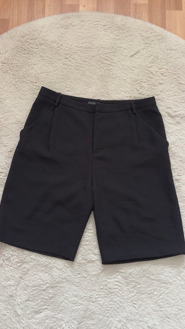 Zara Siyah Kadın Mini Bermuda Şort - Görsel 2